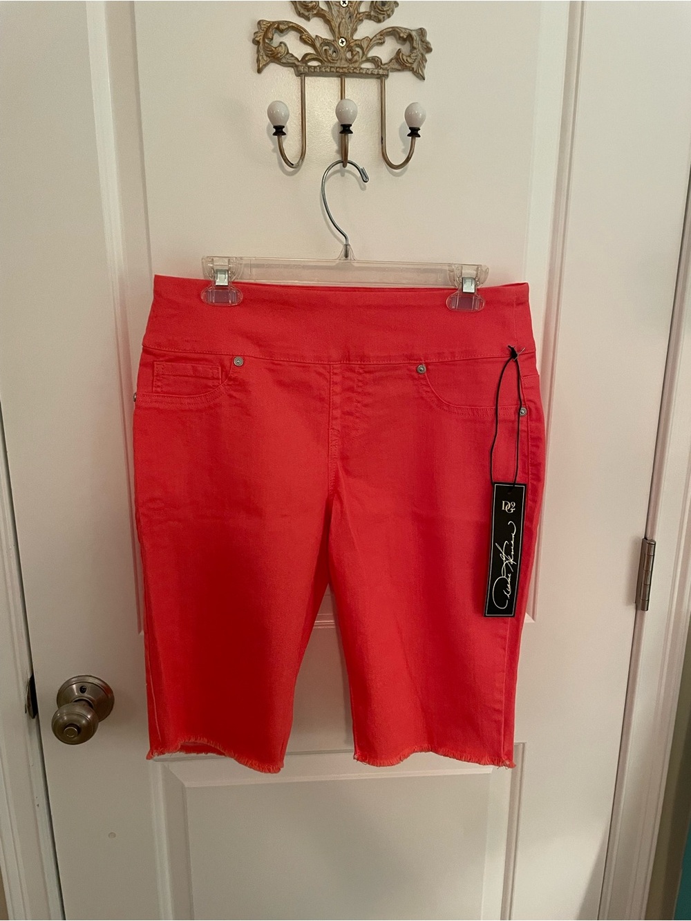 DG2 by Diane Gilman Coral Stretch Shorts